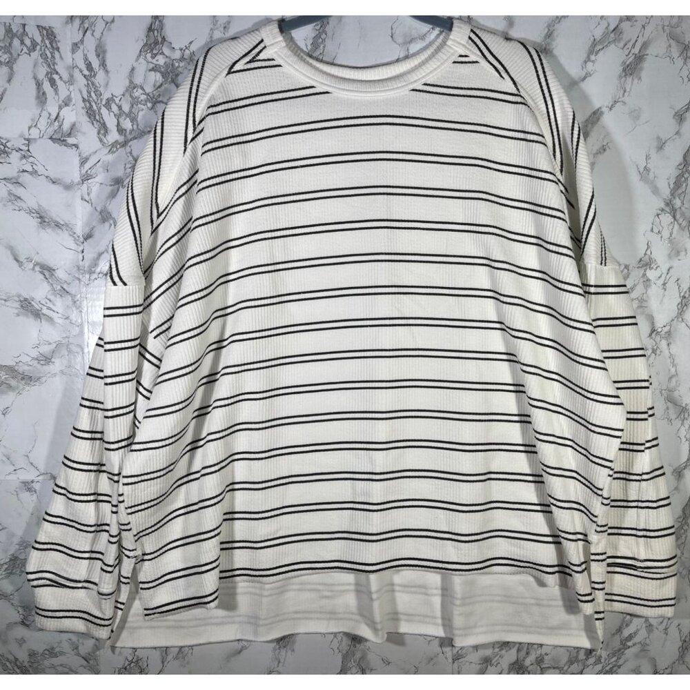 Maurices Striped Long Sleeve textured Crewneck Sweatshirt Size 2X